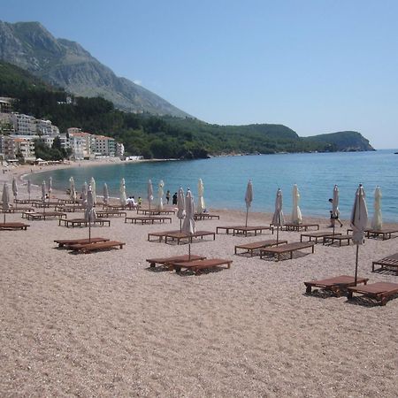 Apartments Rales Sveti Stefan Ngoại thất bức ảnh
