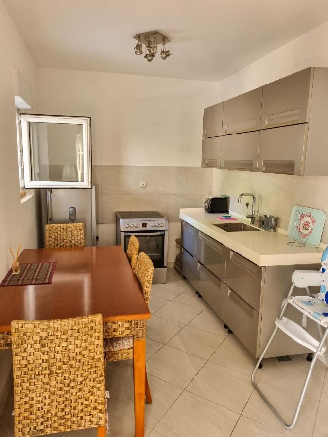 Apartments Rales Sveti Stefan Ngoại thất bức ảnh