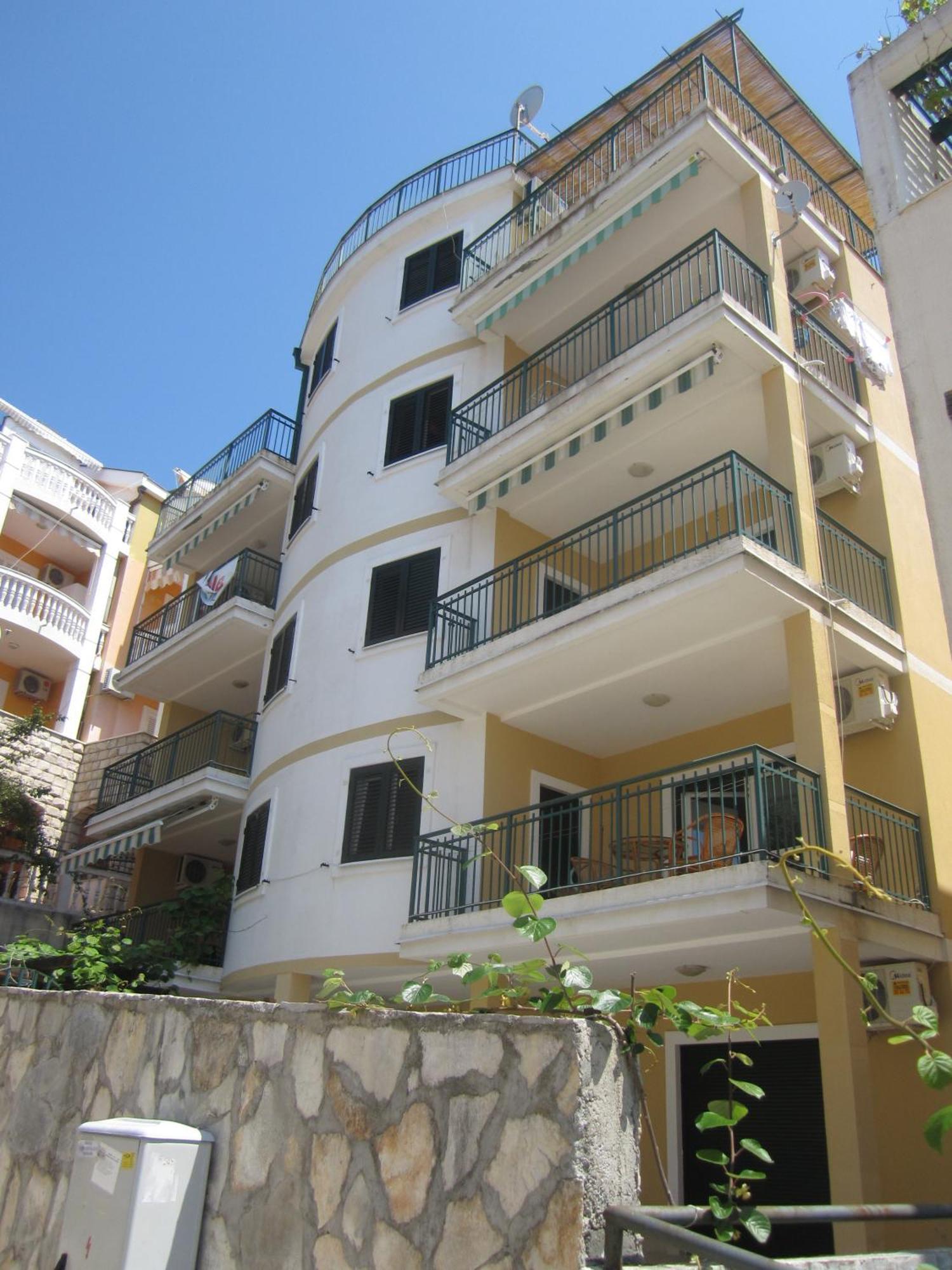 Apartments Rales Sveti Stefan Ngoại thất bức ảnh