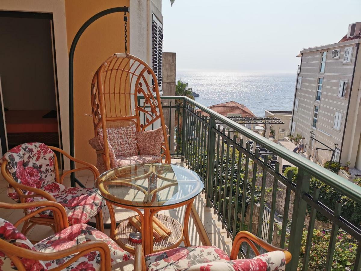 Apartments Rales Sveti Stefan Ngoại thất bức ảnh